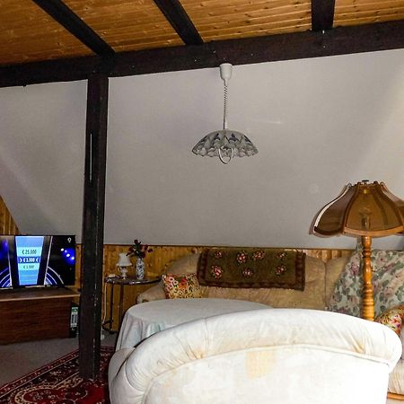 Bungalow Und Ferienwohnung Auf Ruegen Kluis Bagian luar foto