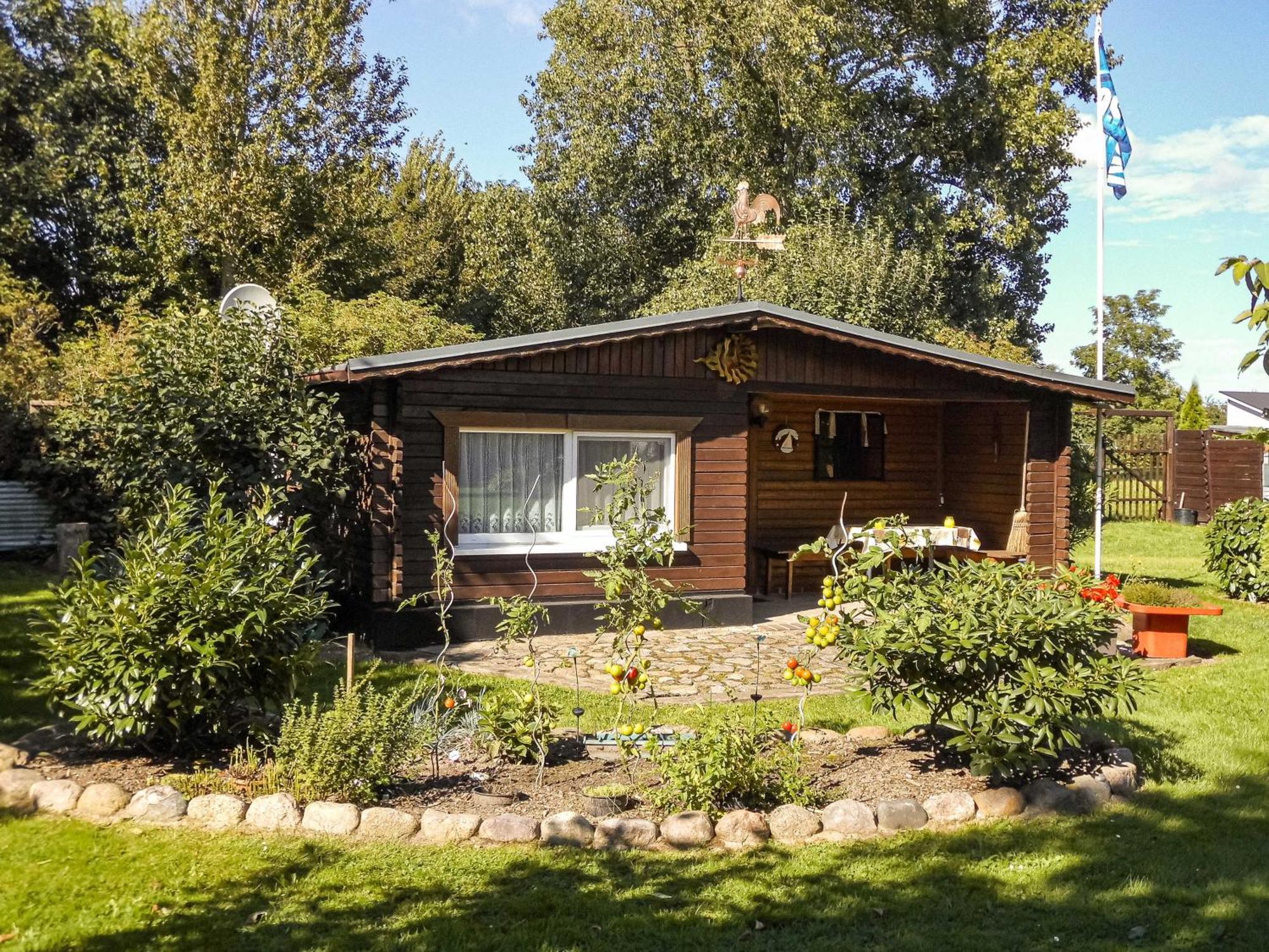 Bungalow Und Ferienwohnung Auf Ruegen Kluis Bagian luar foto