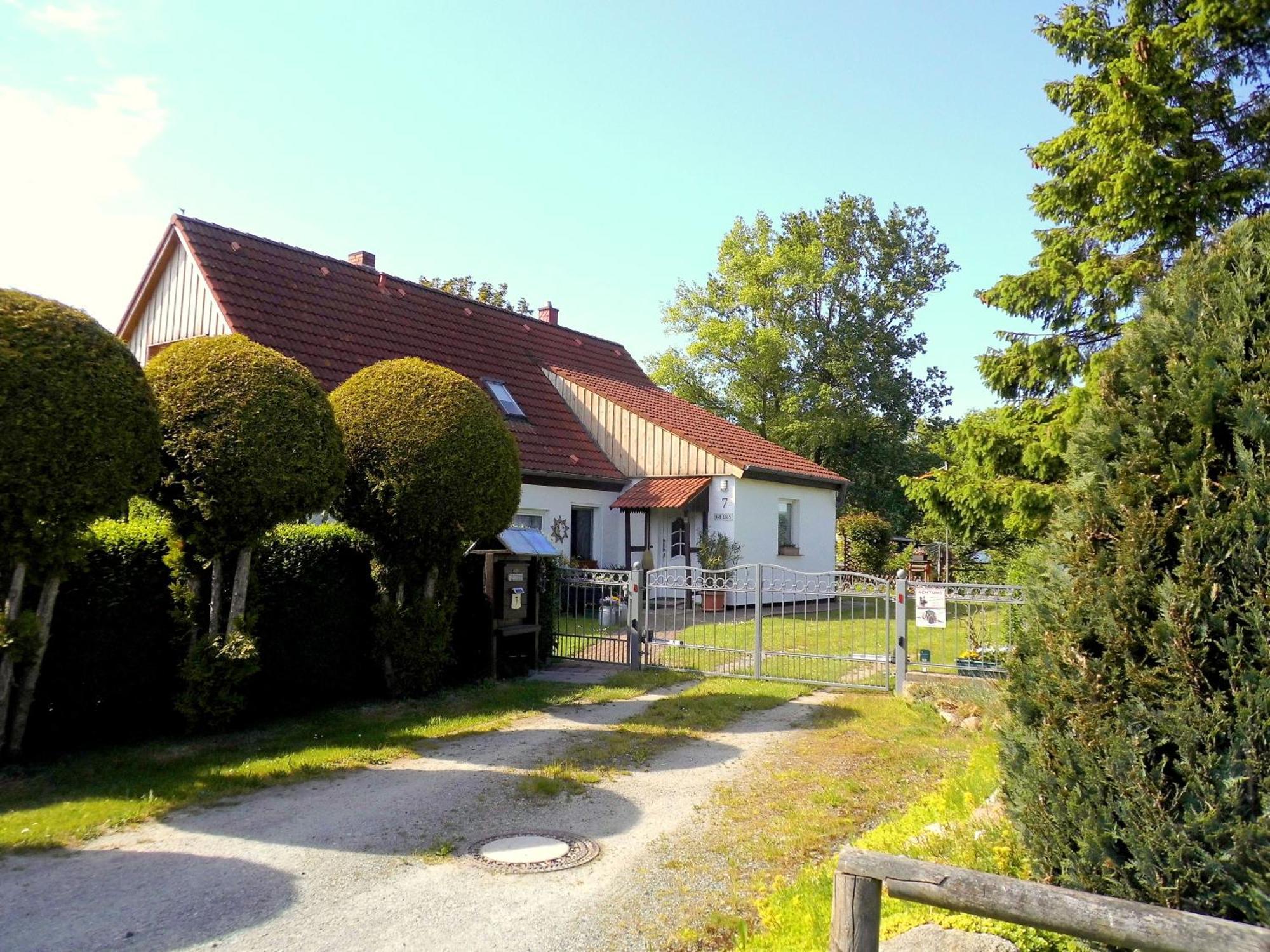 Bungalow Und Ferienwohnung Auf Ruegen Kluis Bagian luar foto