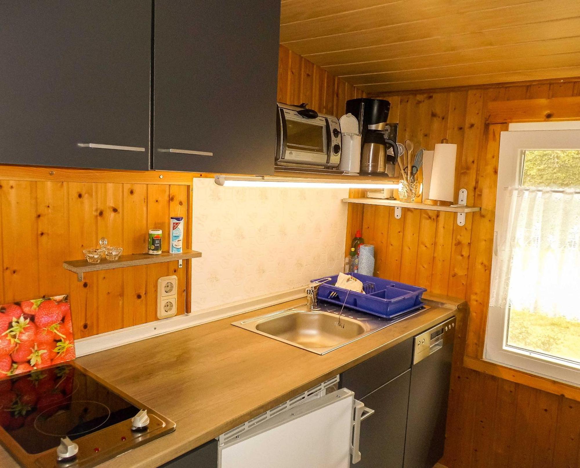 Bungalow Und Ferienwohnung Auf Ruegen Kluis Bagian luar foto